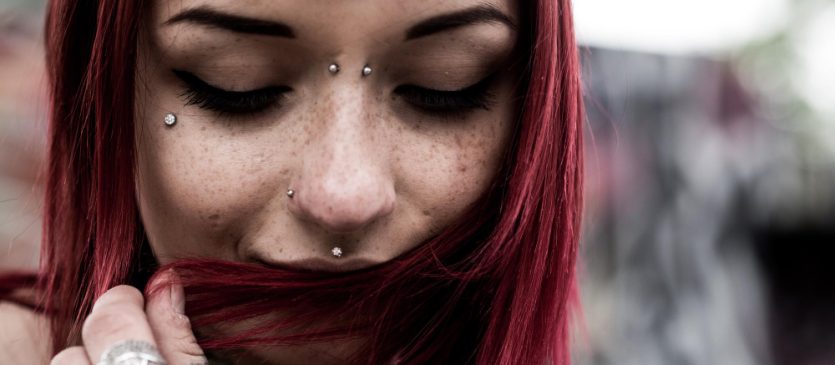 microdermal piercing